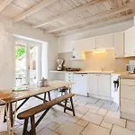 Logis La Tour - Orangerie *