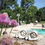 بيت للعطل Logis La Tour - Orangerie