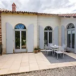 Logis La Tour - Orangerie بيت للعطل
