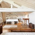 Logis La Tour - Orangerie بيت للعطل