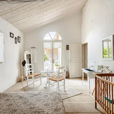 Logis La Tour - Orangerie Σπίτι διακοπών Saint-Laurent-de-la-Salle