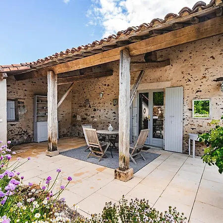 Logis La Tour - Orangerie * Saint-Laurent-de-la-Salle