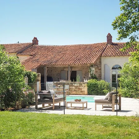 Logis La Tour - Orangerie * Saint-Laurent-de-la-Salle