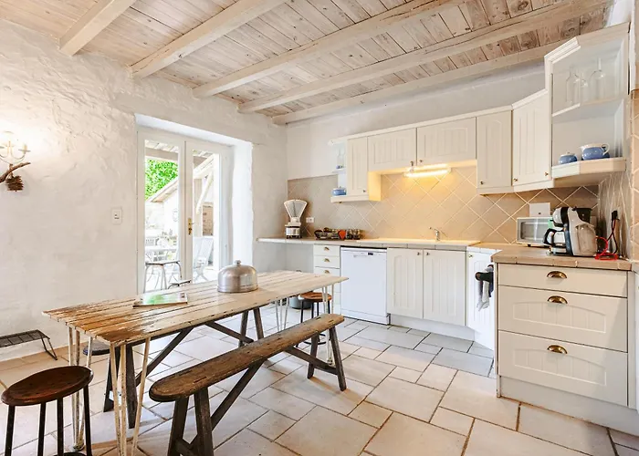 Logis La Tour - Orangerie *